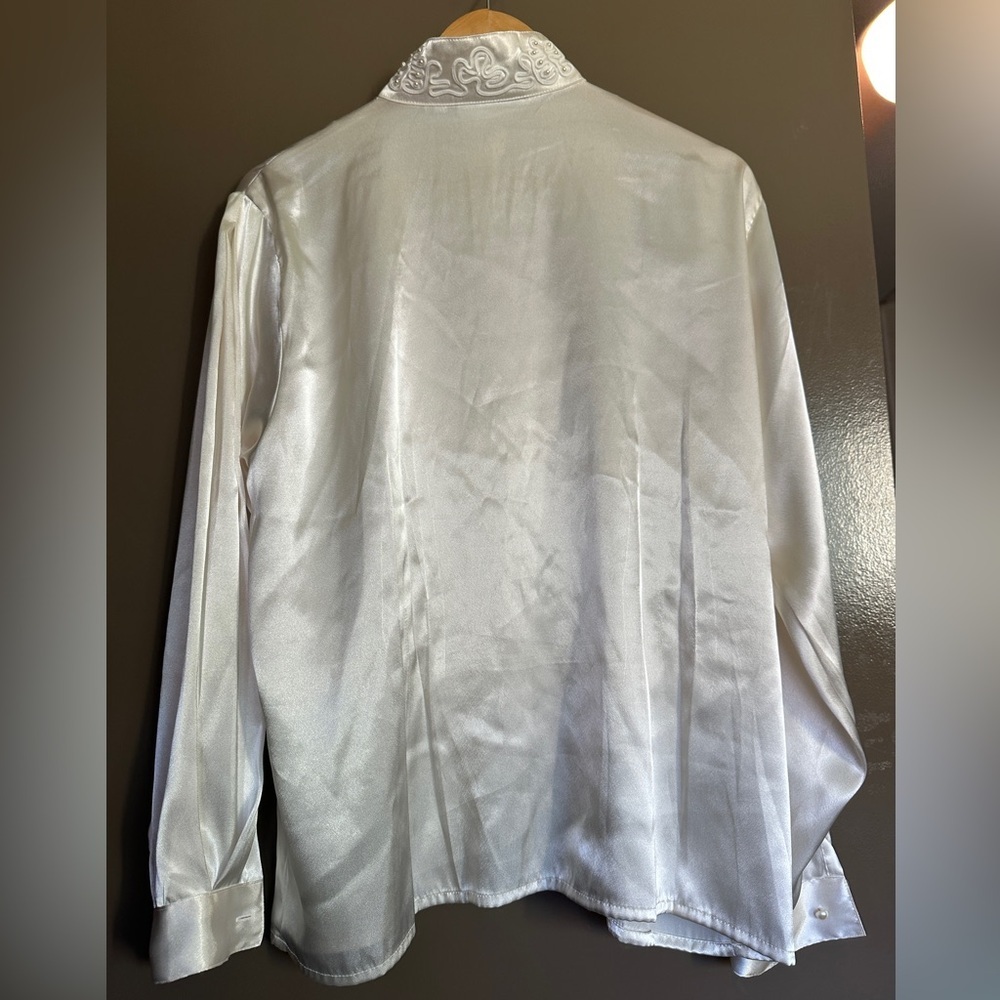 Vintage Karen Scott White Embroidered Blouse - Picture 5 of 6